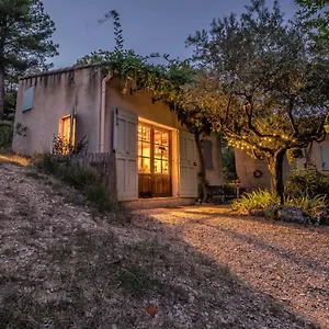  Hébergement de vacances La Petite Maison